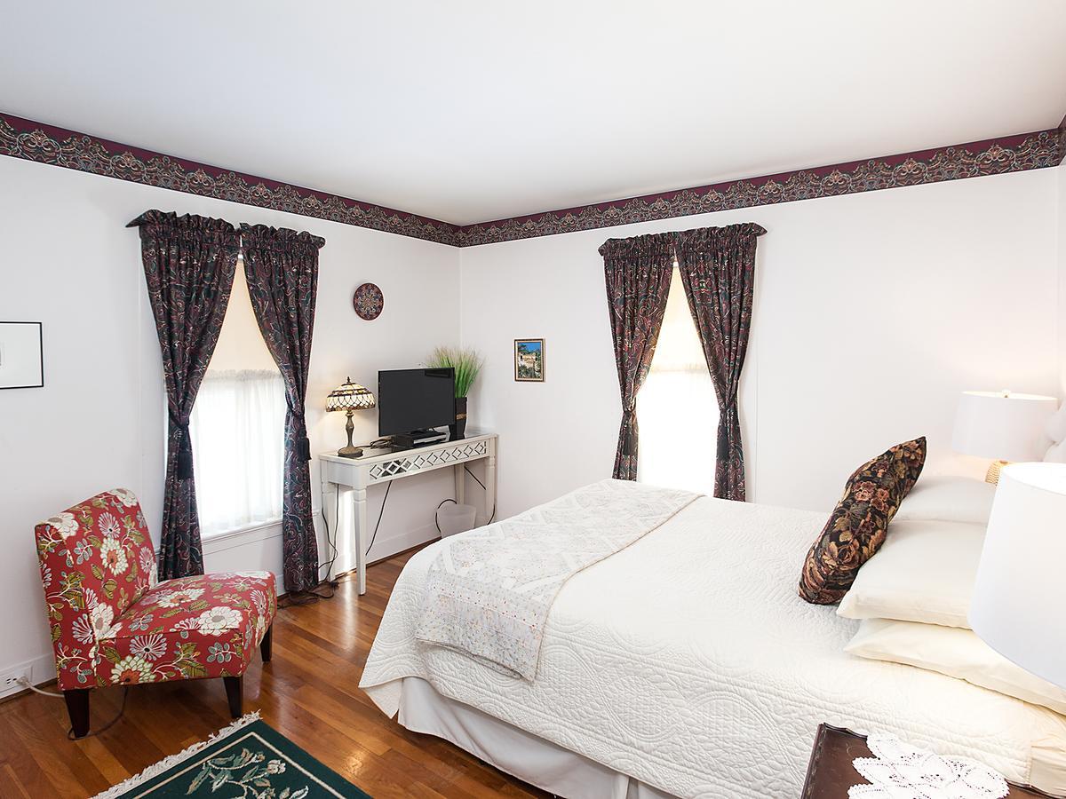 Park House Bed & Breakfast Johnson City Екстериор снимка